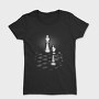 Chess Pieces In The Shadows, Tricou Femei