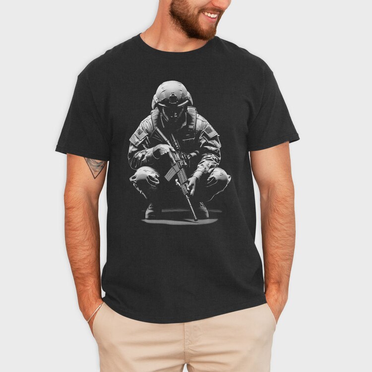 Soldier Crouching, Tricou Barbati (Unisex)