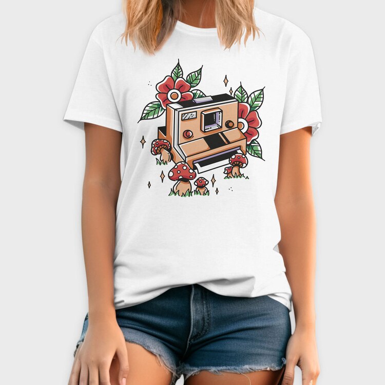 Retro Polaroid Camera Traditional Tattoo, Tricou Barbati (Unisex)